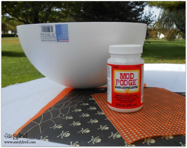 Smoothfoam Halloween Treat Bowl Products with Watermark