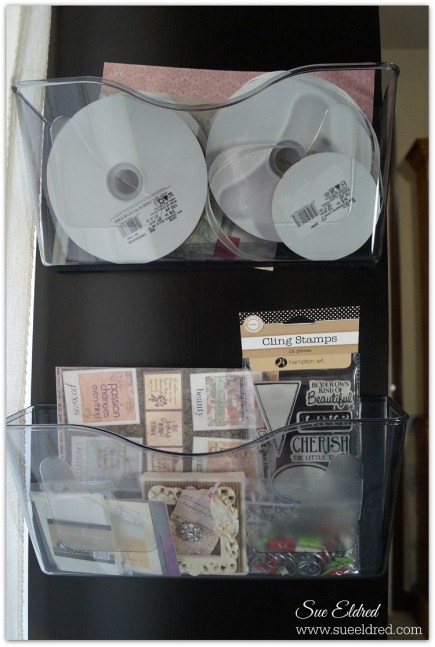 Deflecto Shelves 829