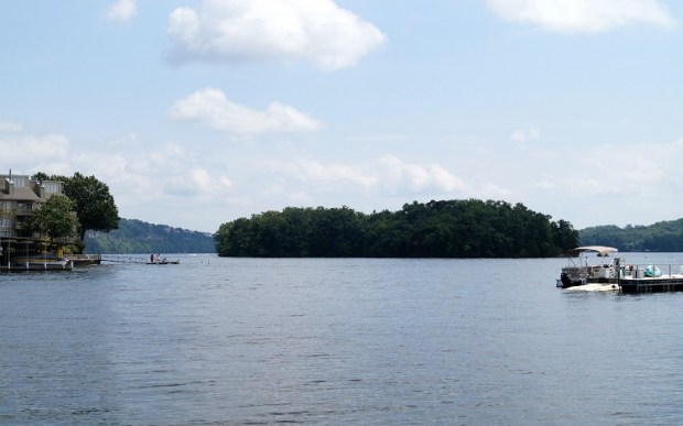 Lake of the Ozarks 08088