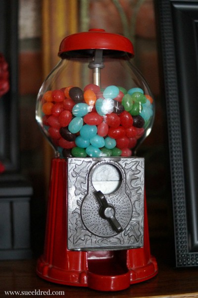 Gumball machine