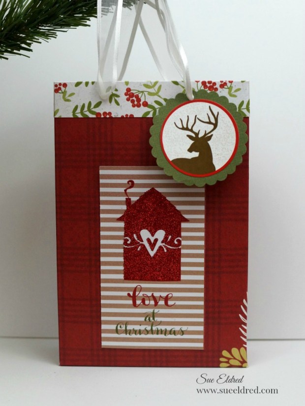 love-at-christmas-gift-bag-sues-creative-workshop
