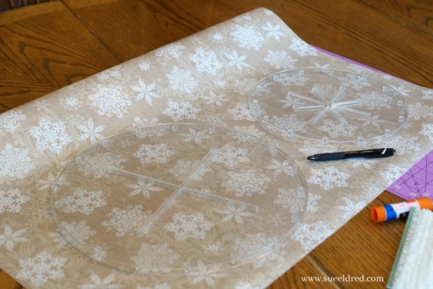 holiday-centerpiece-cutting-the-circles-sues-creative-workshop-2812