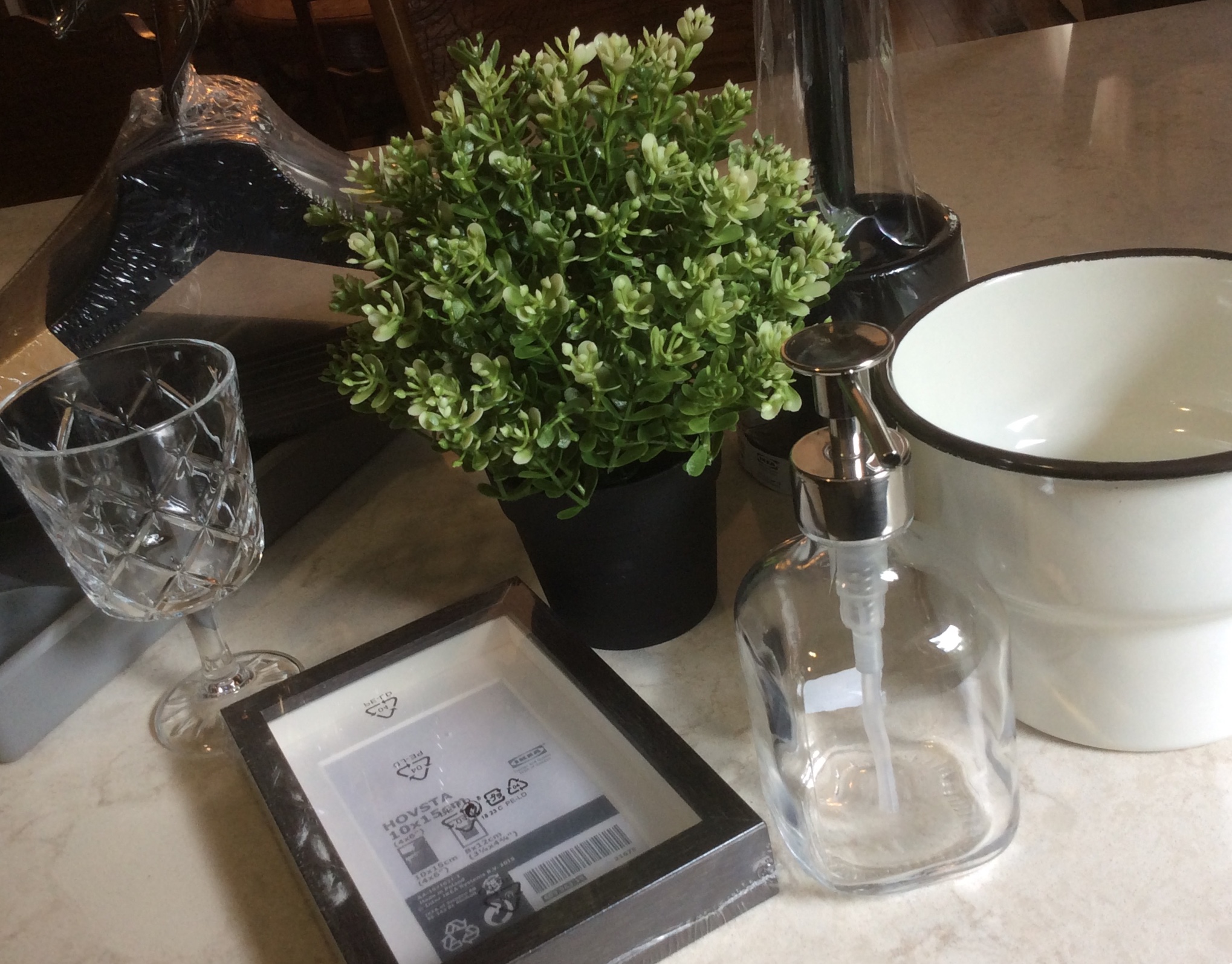 5278042B-6B77-4667-85CE-66B09D4BA3BF