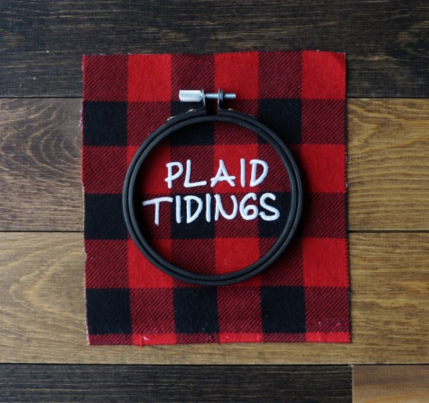 Plaid Tidings Embroidery Hoop Ornament-Sue's Creative Workshop-www.sueeldred.com 6353