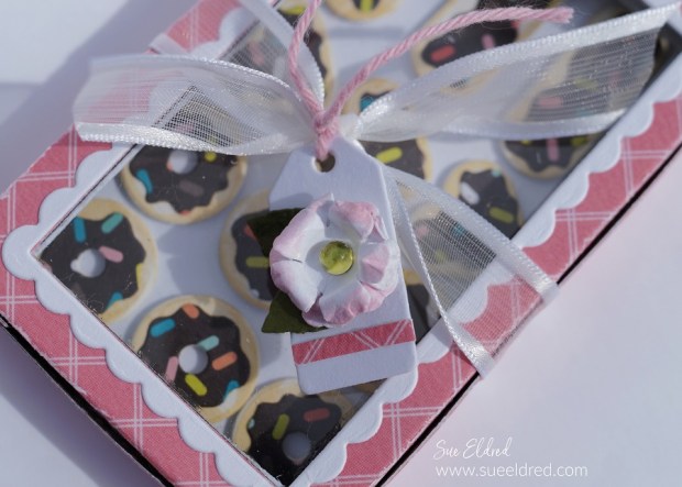 How to Make a Mini Donut Box Gift Card Holder.
