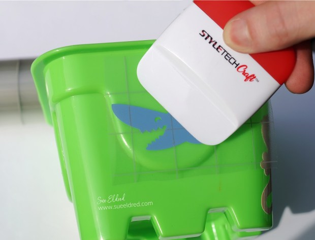 Adding StyleTechCraft's Sun Changing Vinyl to Beach Toys