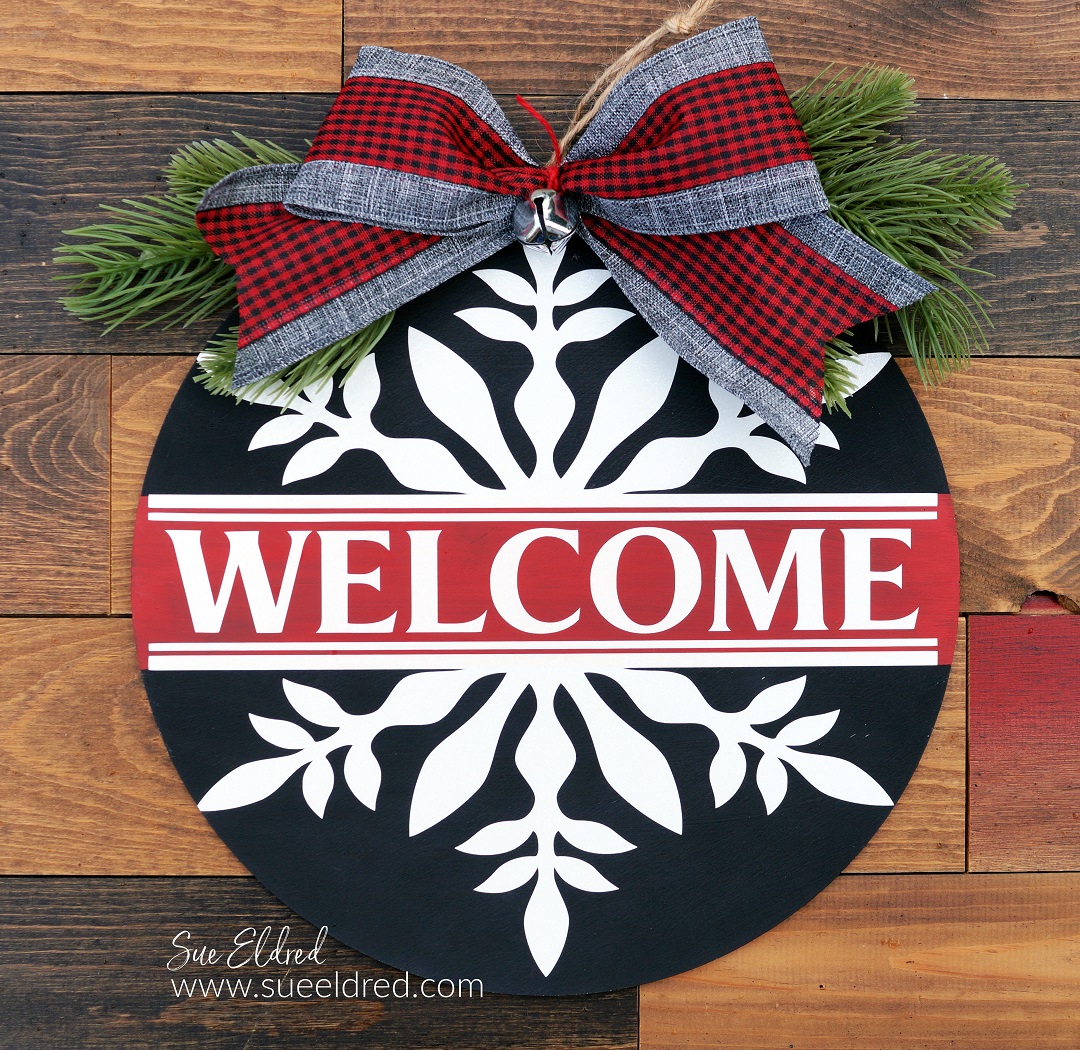 How to make a Holiday Door Hanger