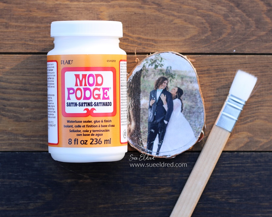 DIY Wedding Photo Transfer Ornament