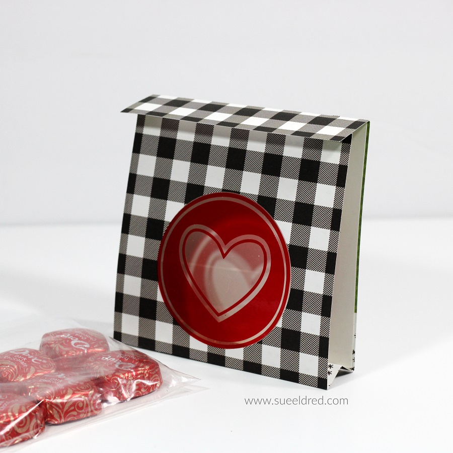 Easy Valentine Treat Pouch