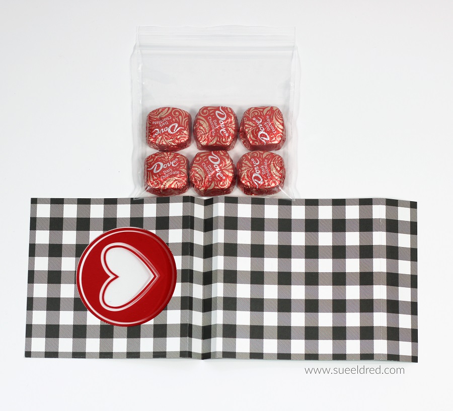 Easy Valentine Treat Pouch