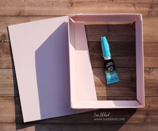 Mae's Treasure Box made using Eileen Hull Sizzix XL Scoreboard Book Box Die