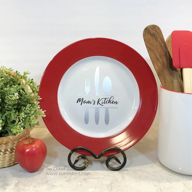 A Mother's Day Plate for Mom