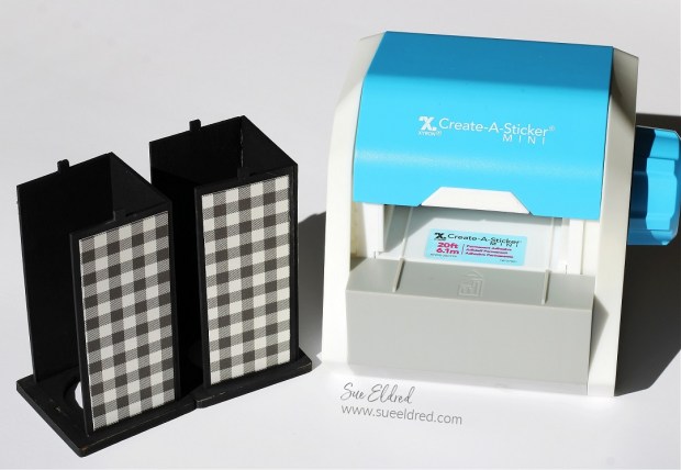 Mini Holiday Lanterns a Dollar Store DIY