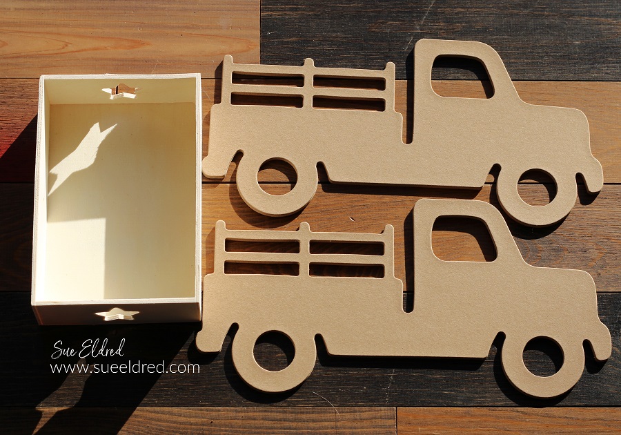 Kringle's Christmas Tree Truck-A Dollar Store Holiday DIY