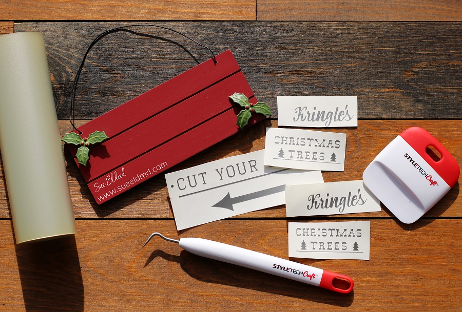 Kringle's Christmas Tree Truck-A Dollar Store Holiday DIY