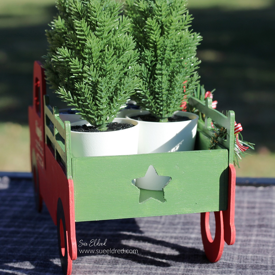 Kringle's Christmas Tree Truck-A Dollar Store Holiday DIY