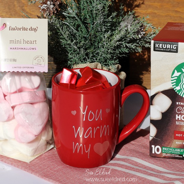 How to make a "You warm my heart" mug using StyleTechCraft Vinyl.
