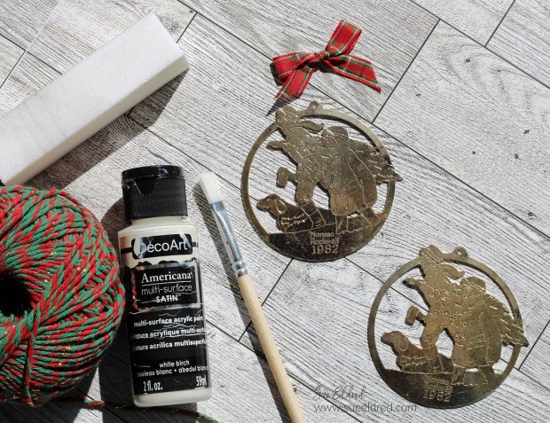 Simple Christmas Ornament Makeover