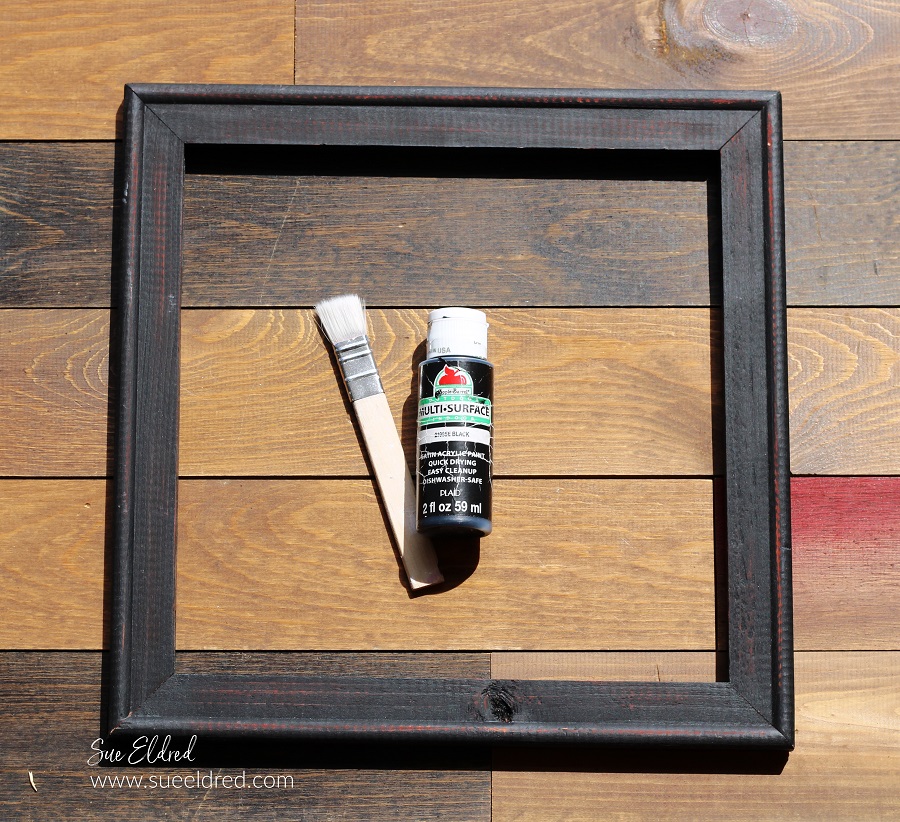 Upcycling an Old Painted Canvas