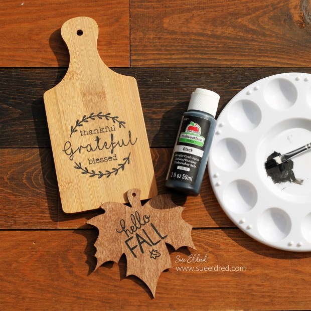 How to make a Mini Fall Charcuterie Board