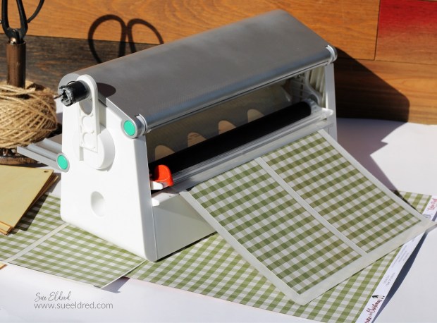 How to Create a Merry Holiday Banner