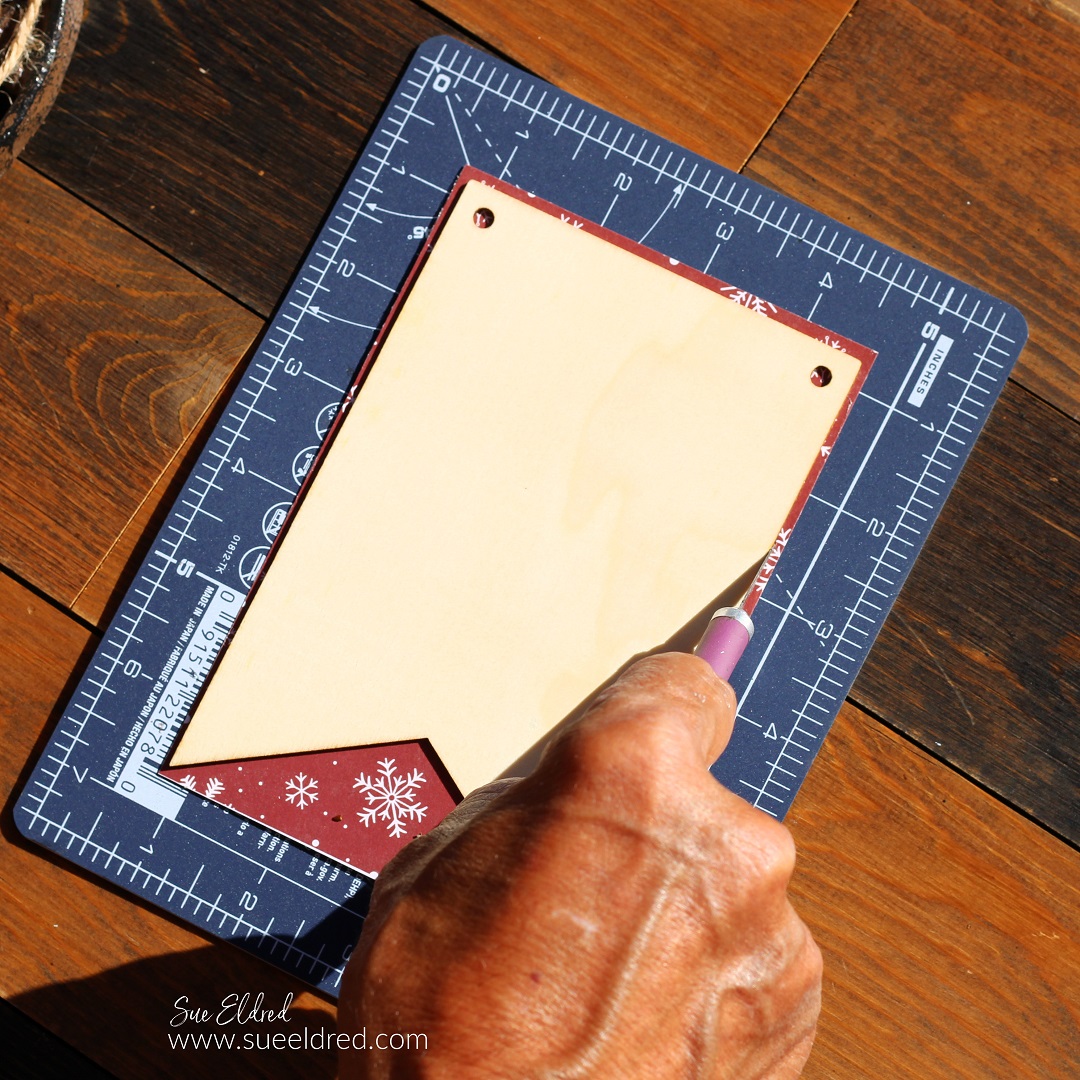 How to Create a Merry Holiday Banner