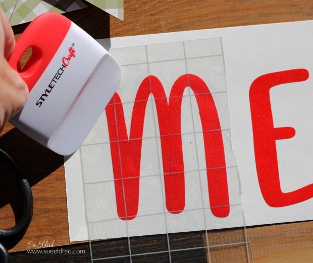 How to Create a Merry Holiday Banner