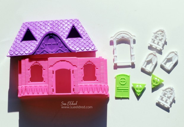 How to make a Dollar Tree Dollhouse into a Miniature Christmas House.