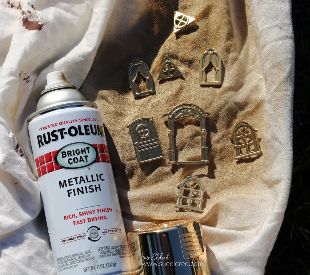 How to make a Dollar Tree Dollhouse into a Miniature Christmas House.