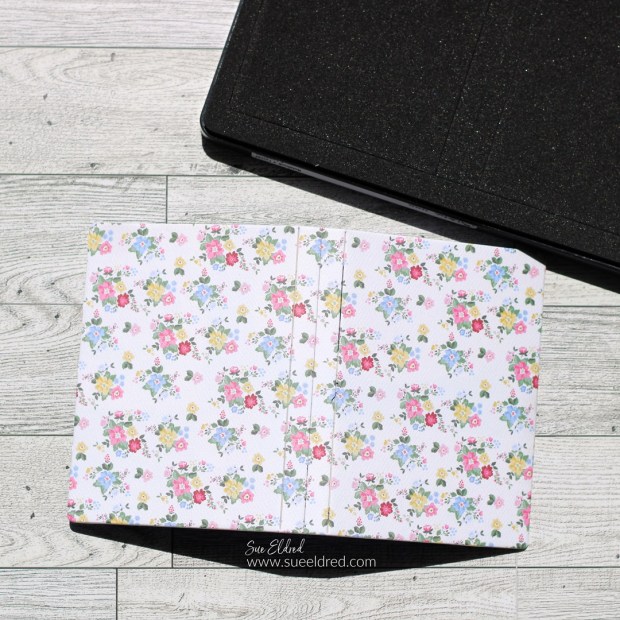 Summer Bloom Mini Album-Sue's Creative Workshop www.sueeldred.com 4717