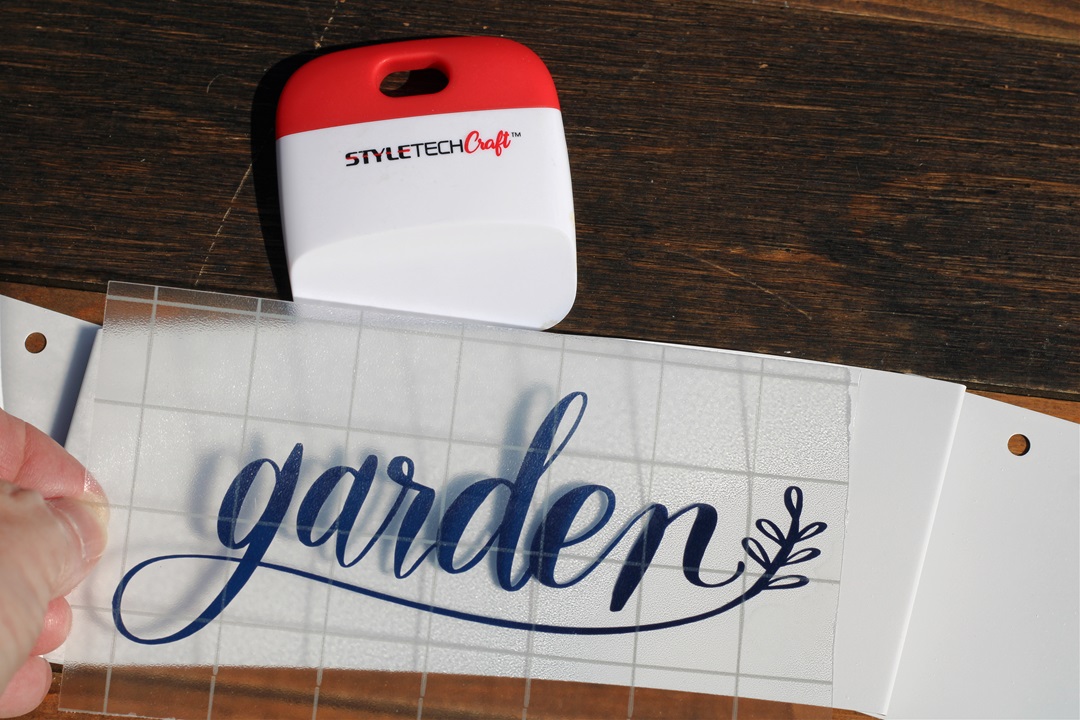 How to make a Farmhouse Garden Sign