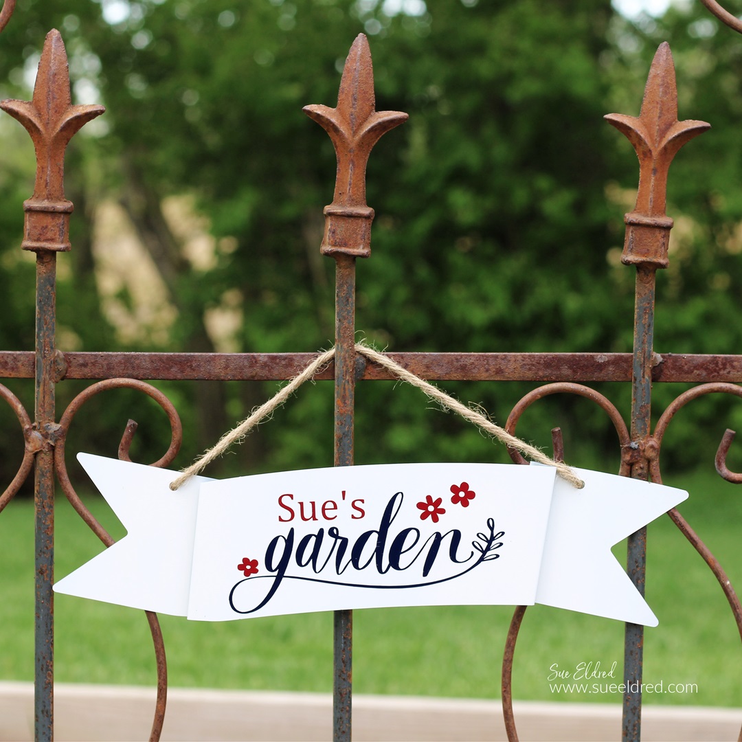 How to make a Farmhouse Garden Sign