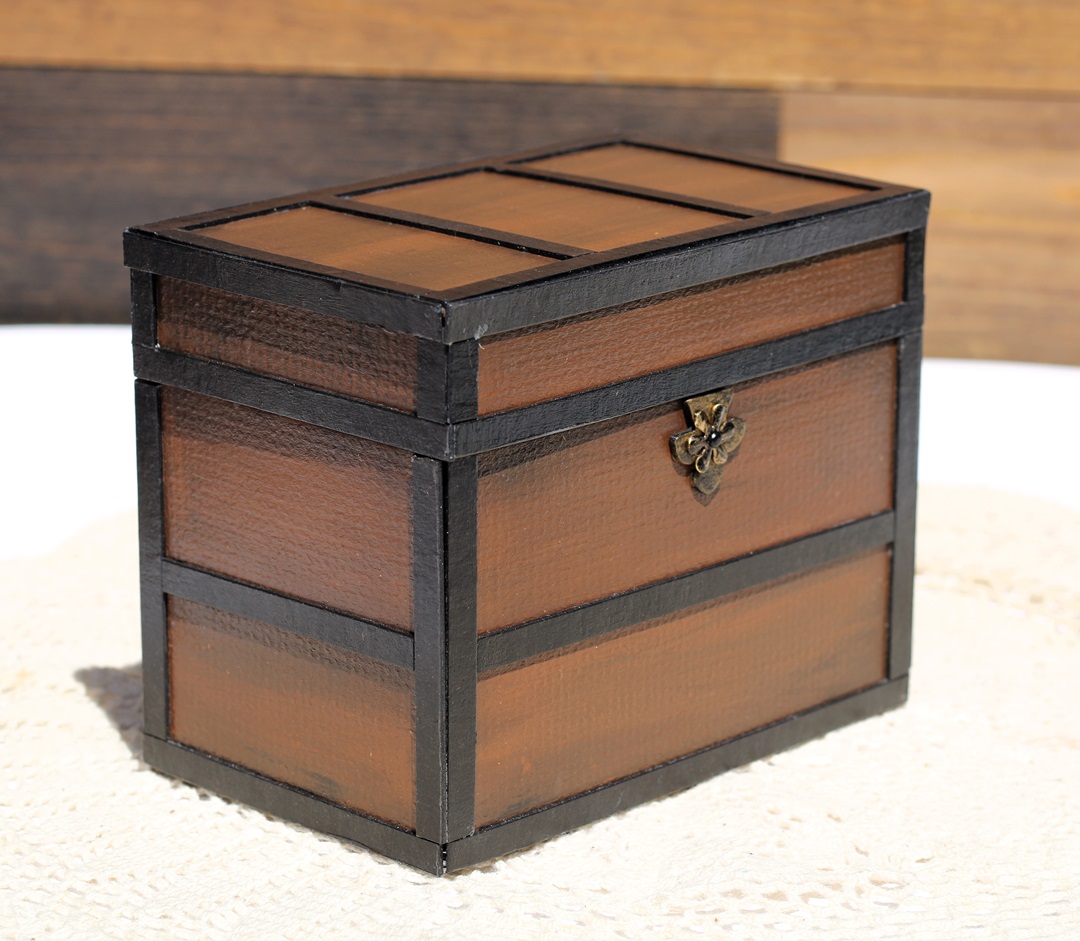 Mini Steamer Trunk-Sue's Creative Workshop www.sueeldred.com 4864