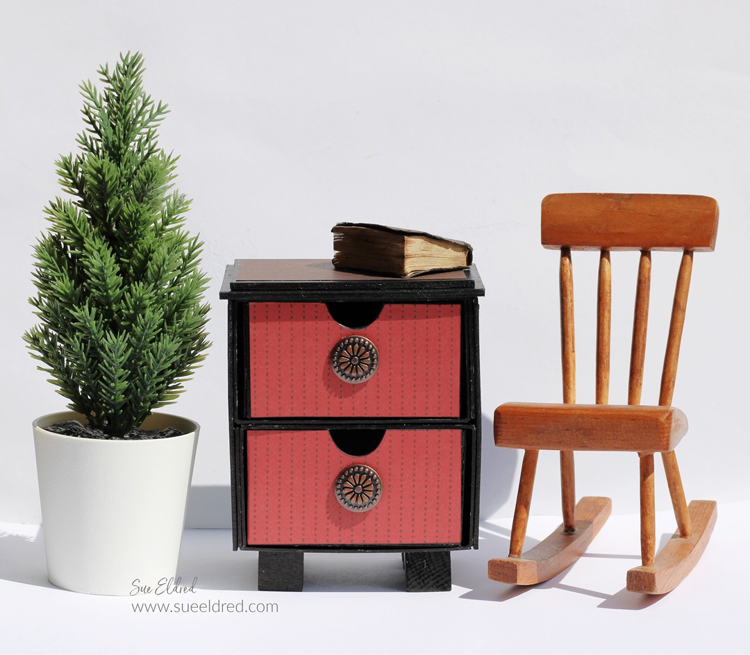 Mini Chest of Drawers using the Sizzix Stacking Drawers Die by Eileen Hull