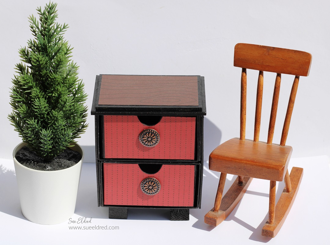 Mini Chest of Drawers using the Sizzix Stacking Drawers Die by Eileen Hull